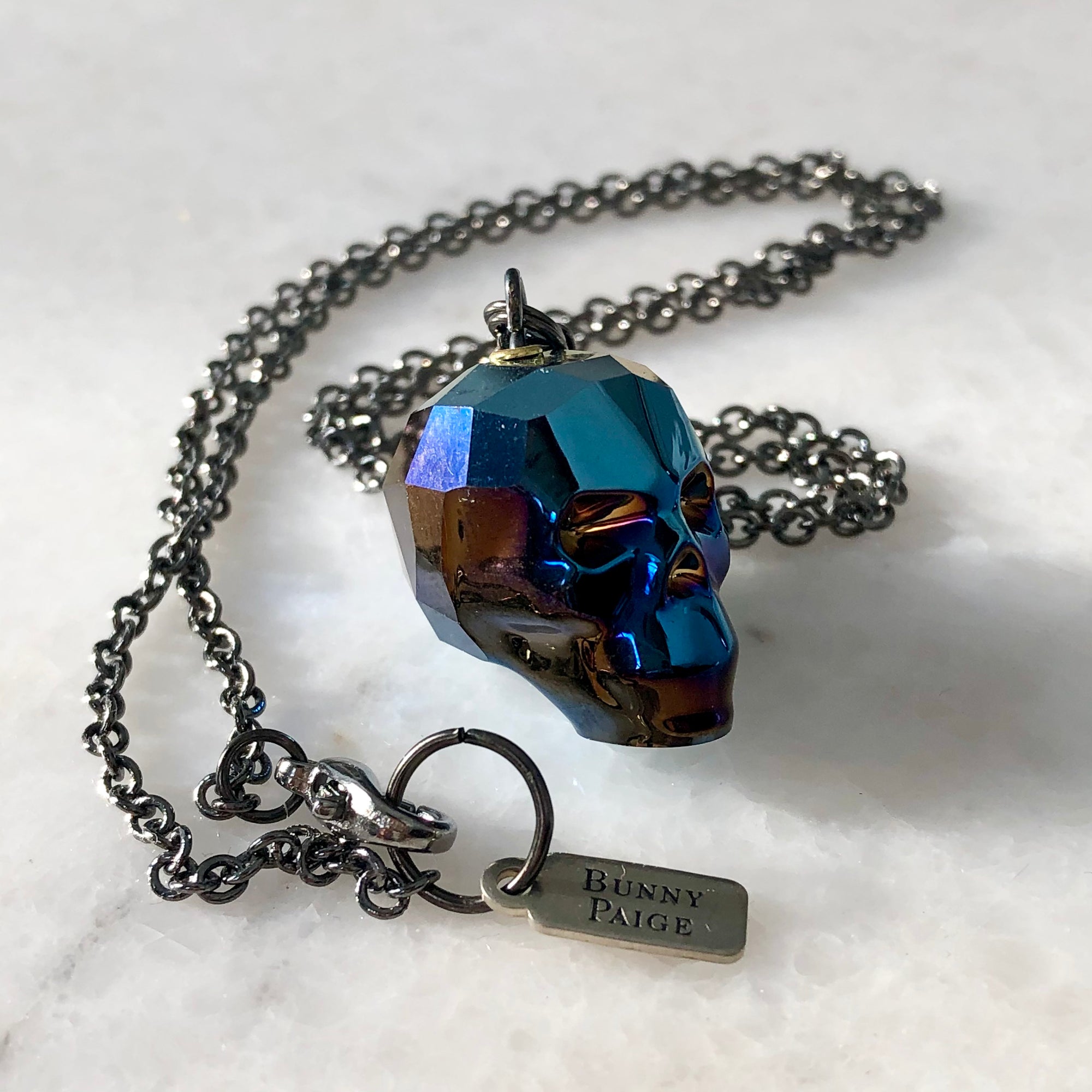 AURA QUARTZ Crystal Skull Necklace W Glow in the Dark Eyes Pastel Goth,  Goth Jewelry, Crystal Jewelry, E1749 - Etsy